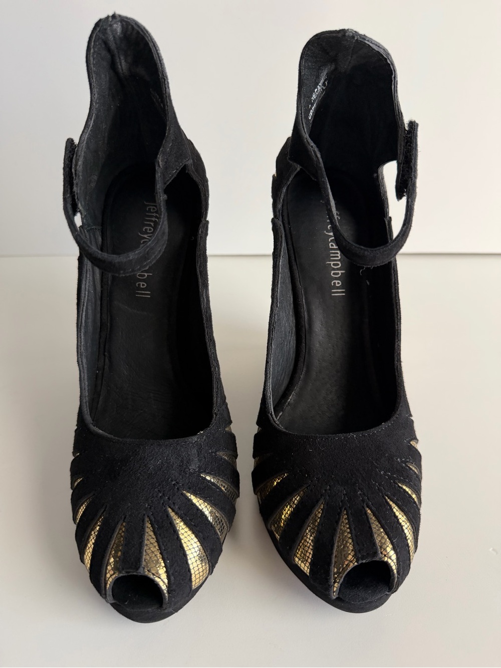 Jeffrey Campbell Hecate Black and Gold Cutout Wedge Metallic Heels size 6 - Picture 4 of 12